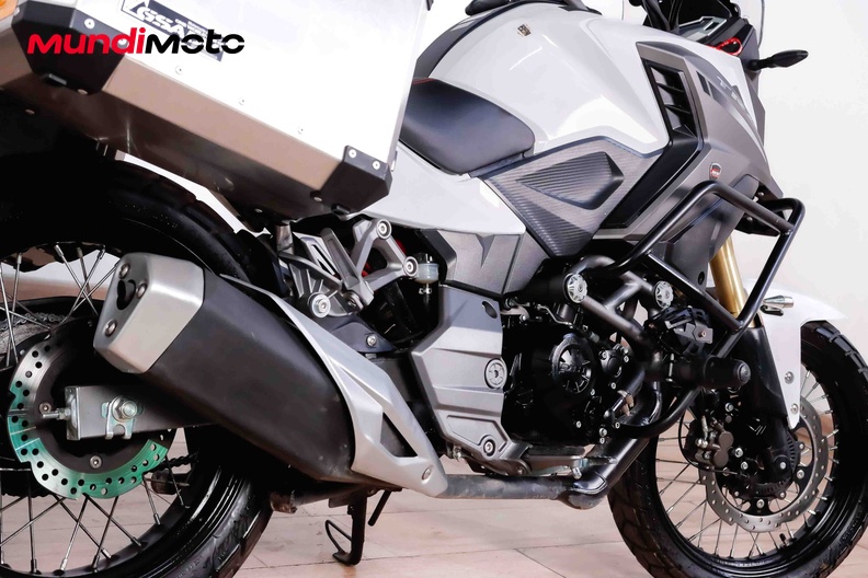 Motorbike image 3