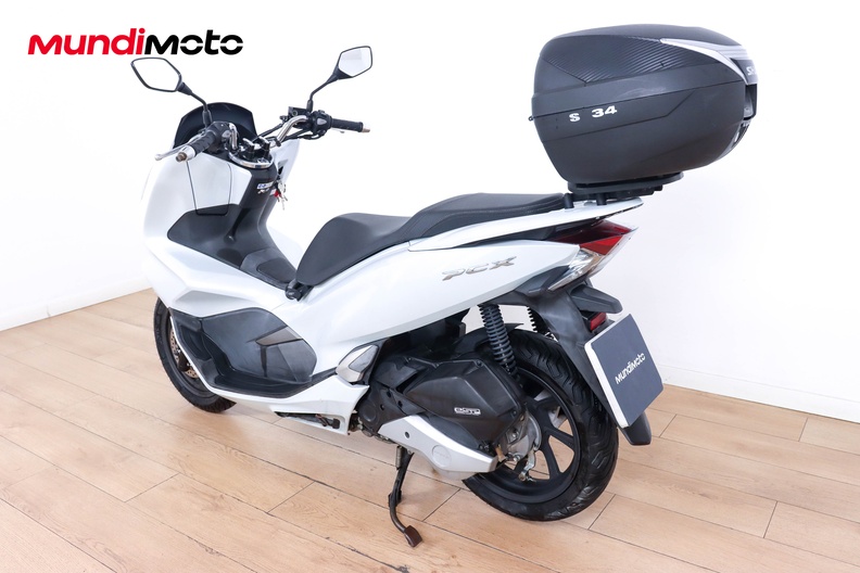 Motorbike image 6