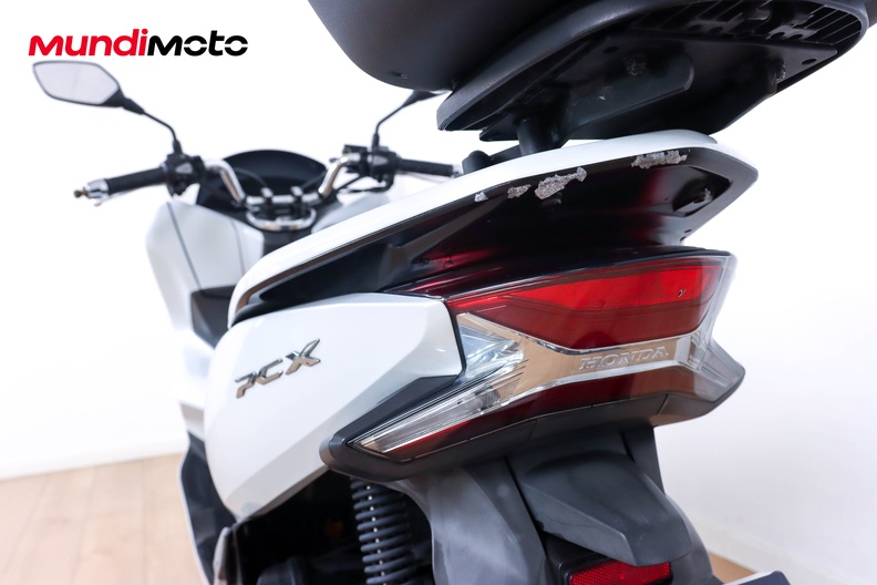 Motorbike image 9