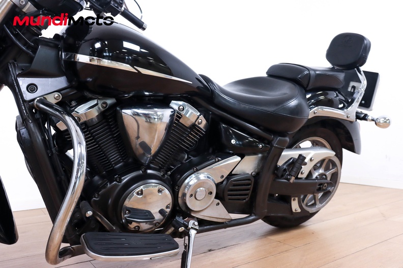 Motorbike image 8