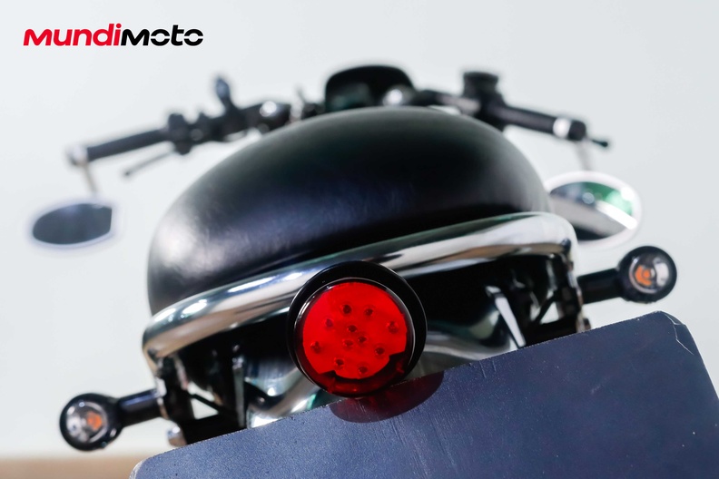 Motorbike image 9