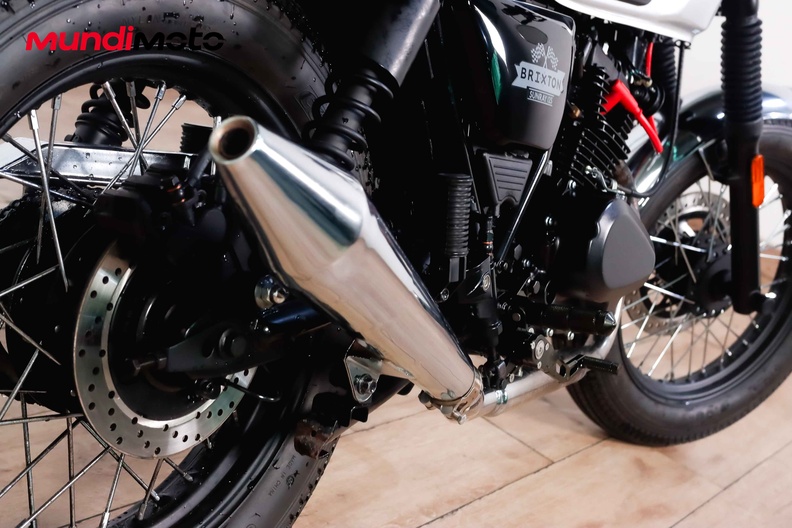 Motorbike image 3