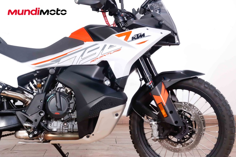 Motorbike image 12