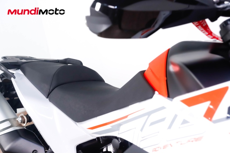 Motorbike image 13