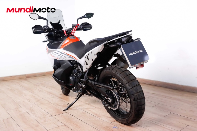 Motorbike image 6