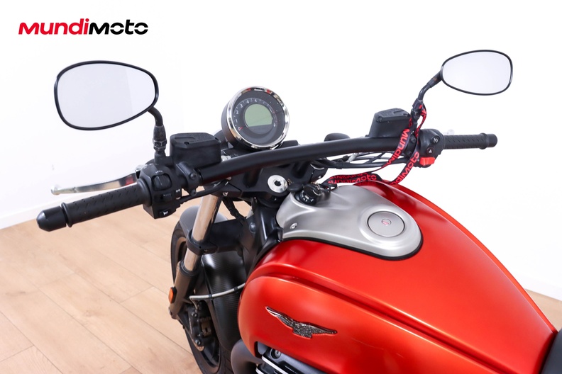 Motorbike image 10