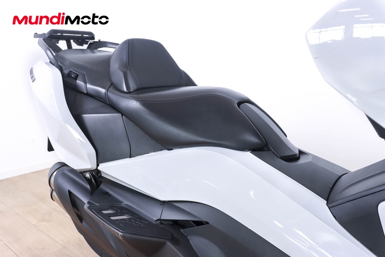 Motorbike image 13