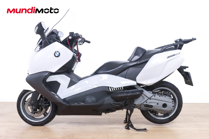 Motorbike image 5