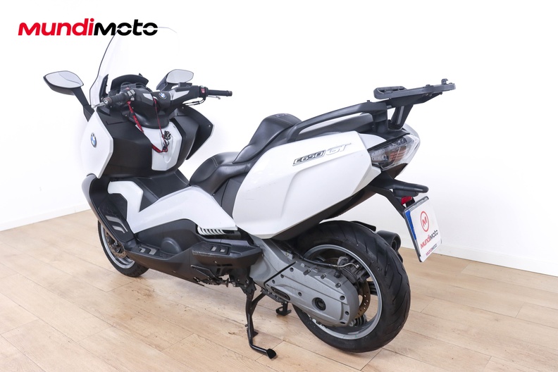 Motorbike image 6