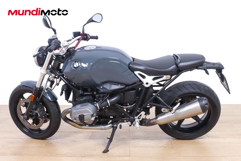 Motorbike image 5