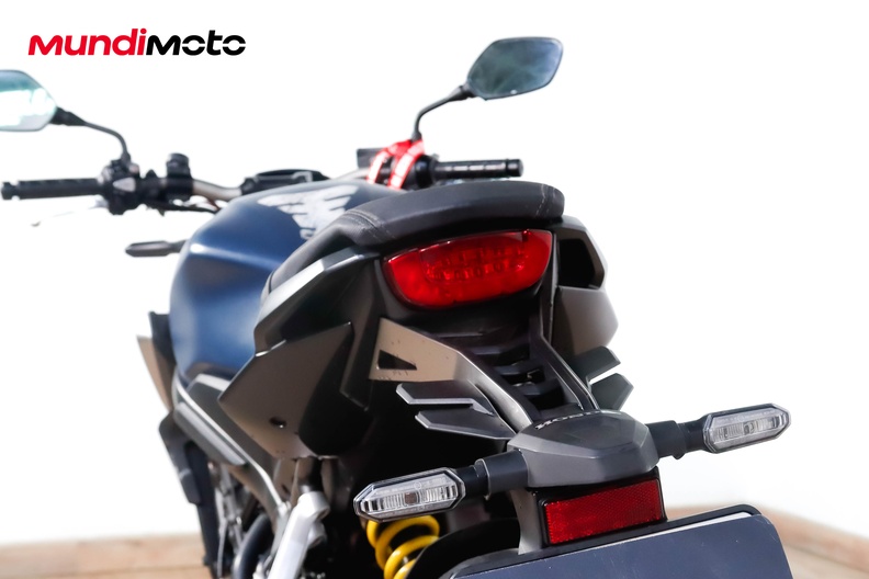 Motorbike image 9