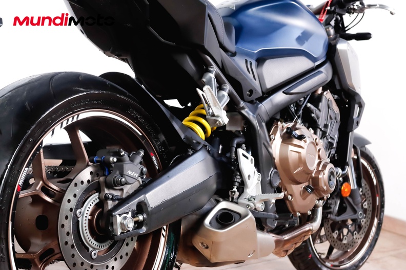 Motorbike image 3
