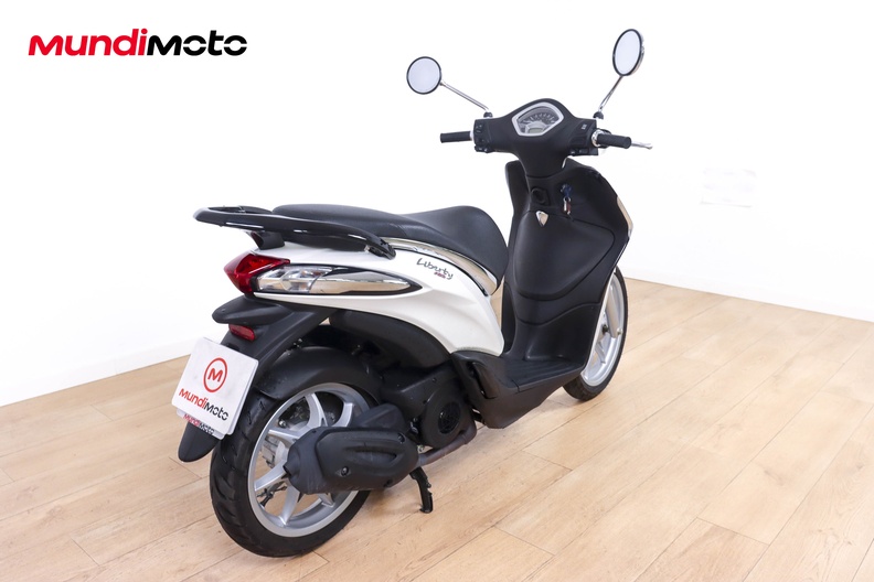 Motorbike image 2