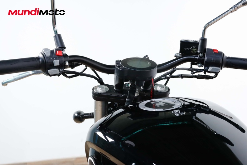 Motorbike image 10