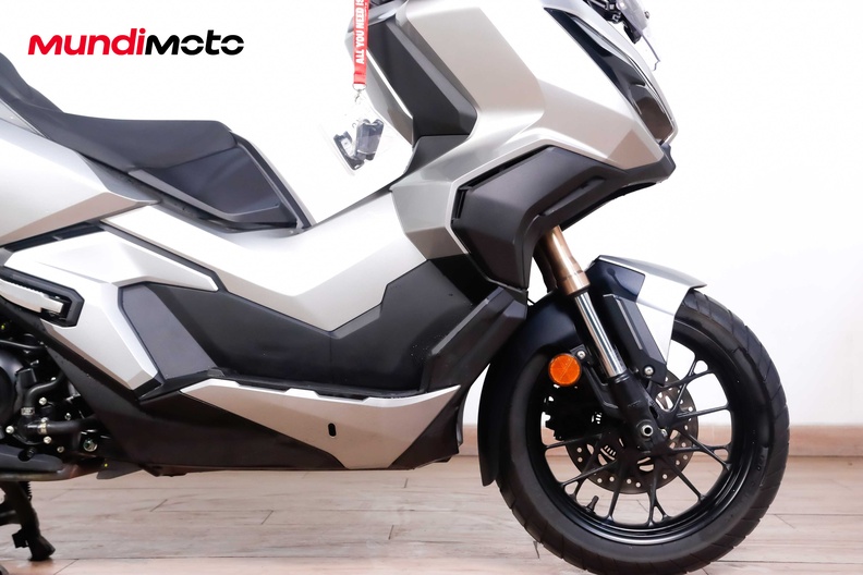 Motorbike image 12